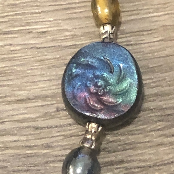 Necklace - Picture 3 of 3